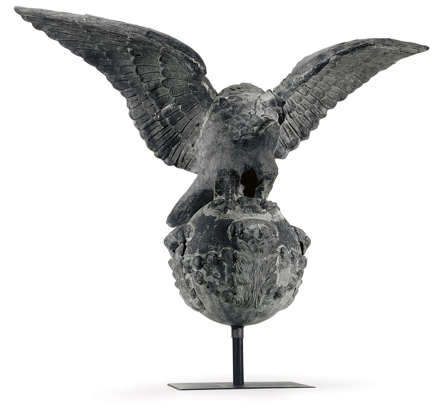 A MOLDED ZINC WINGSPREAD EAGLE FINIAL