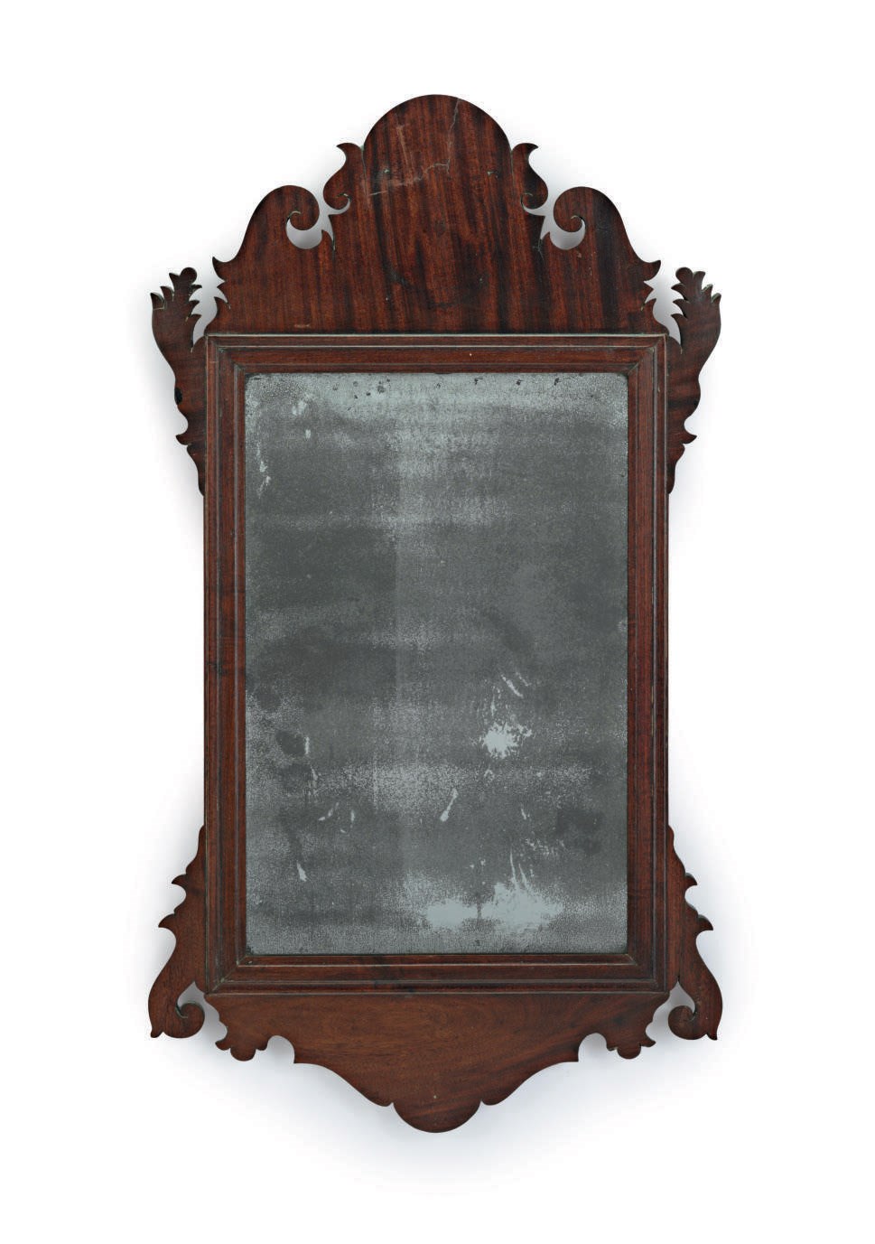 A CHIPPENDALE MAHOGANY LOOKING GLASS