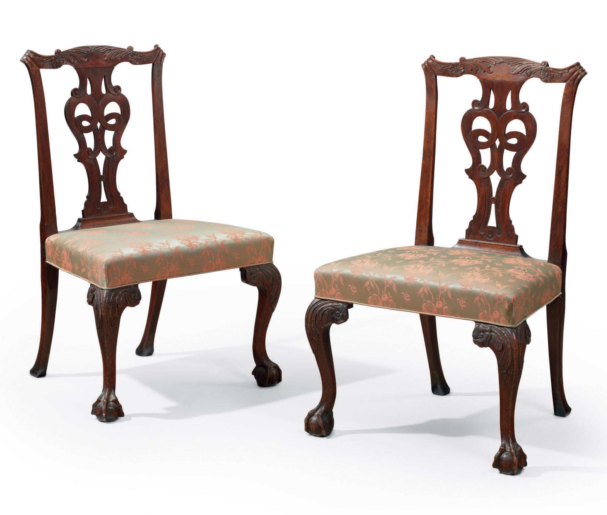 A PAIR OF CHIPPENDALE CARVED MAHOGANY SIDE CHAIRS