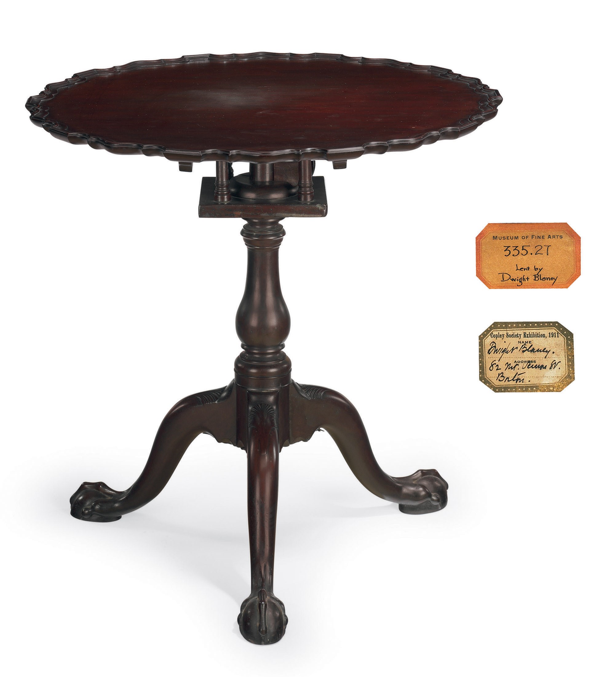 A CHIPPENDALE PIE CRUST TEA TABLE