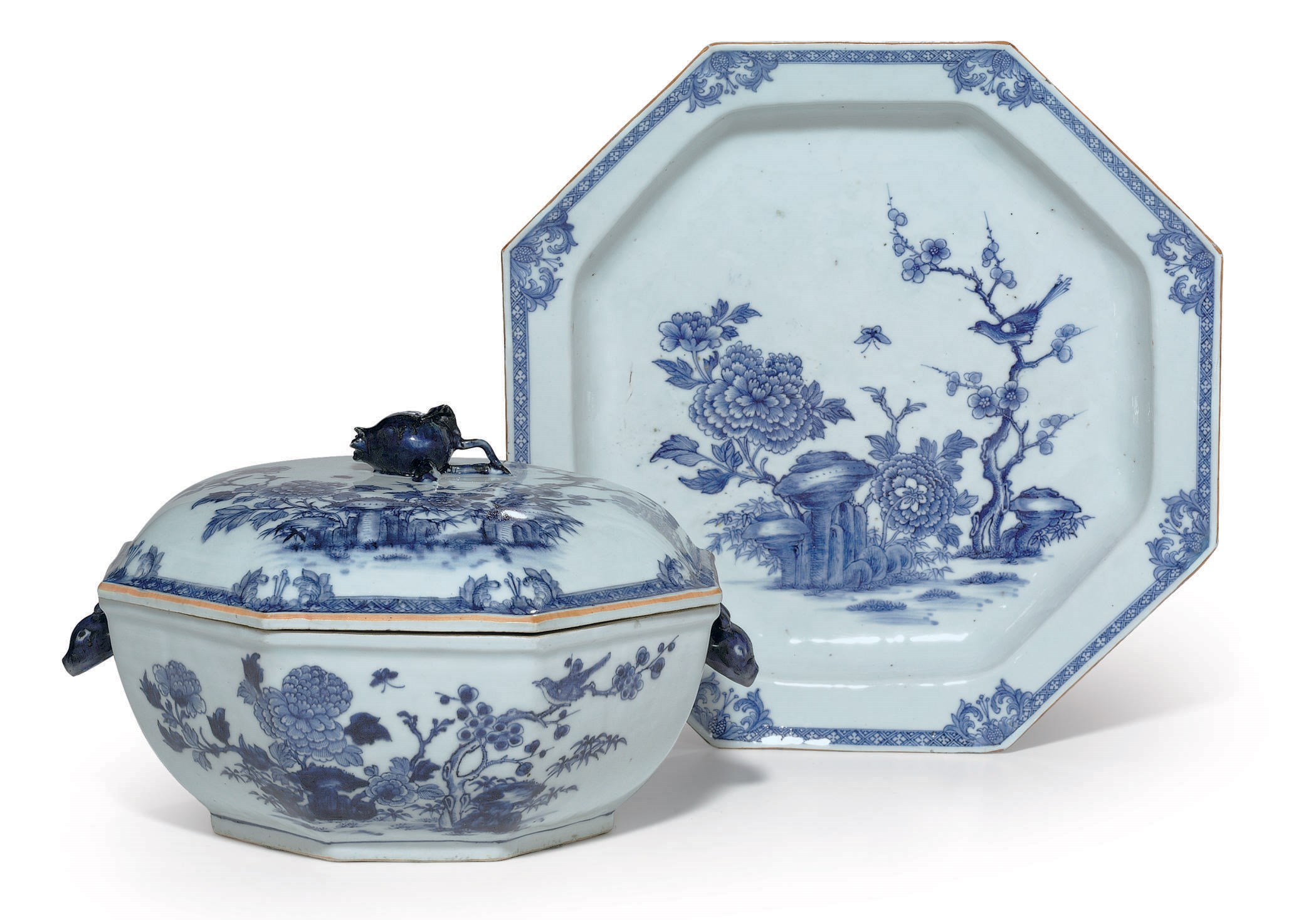 A BLUE AND WHITE TUREEN, COVER AND STAND