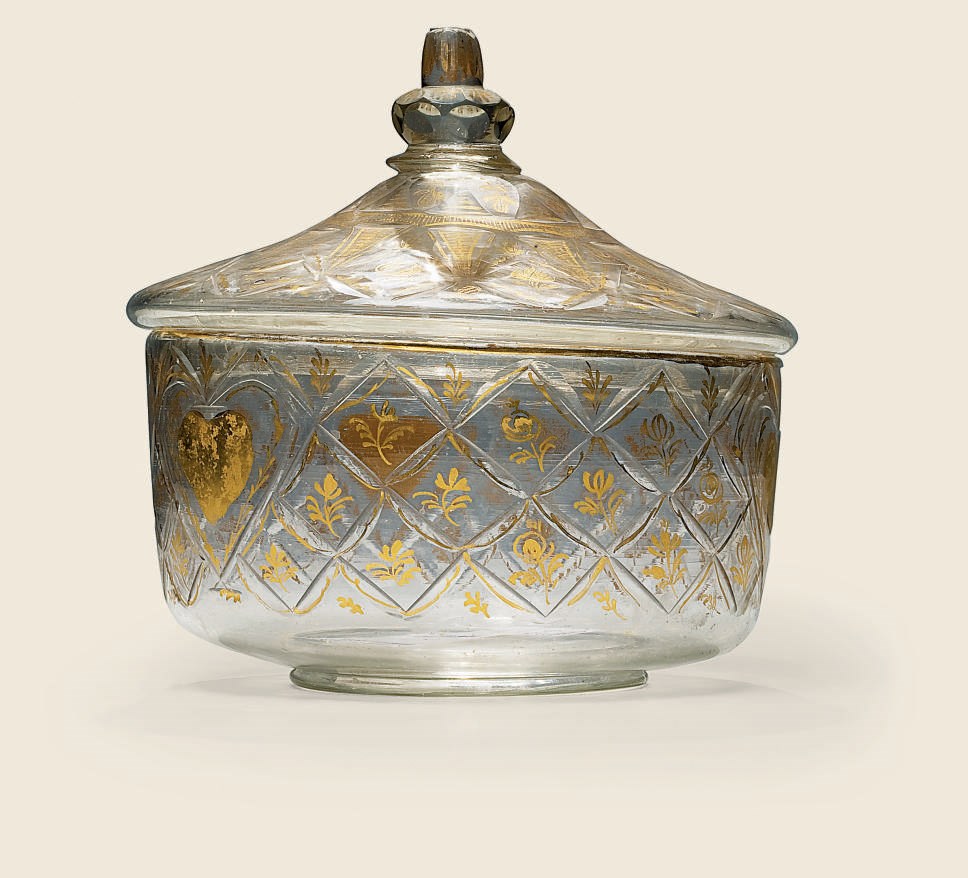 COUPE COUVERTE PROVENANT DE BEYKOZ