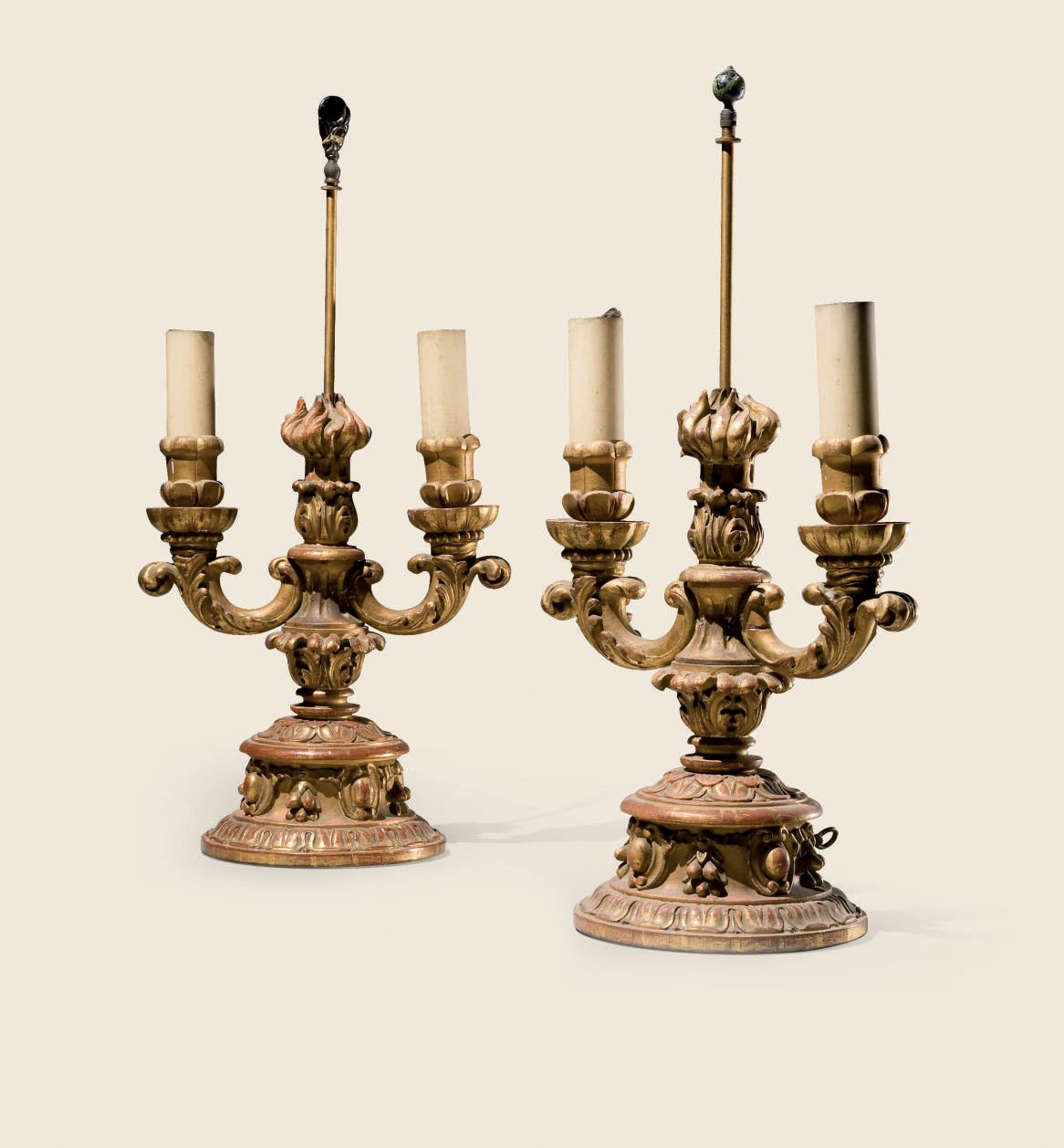 PAIRE DE CANDELABRES DE STYLE RENAISSANCE