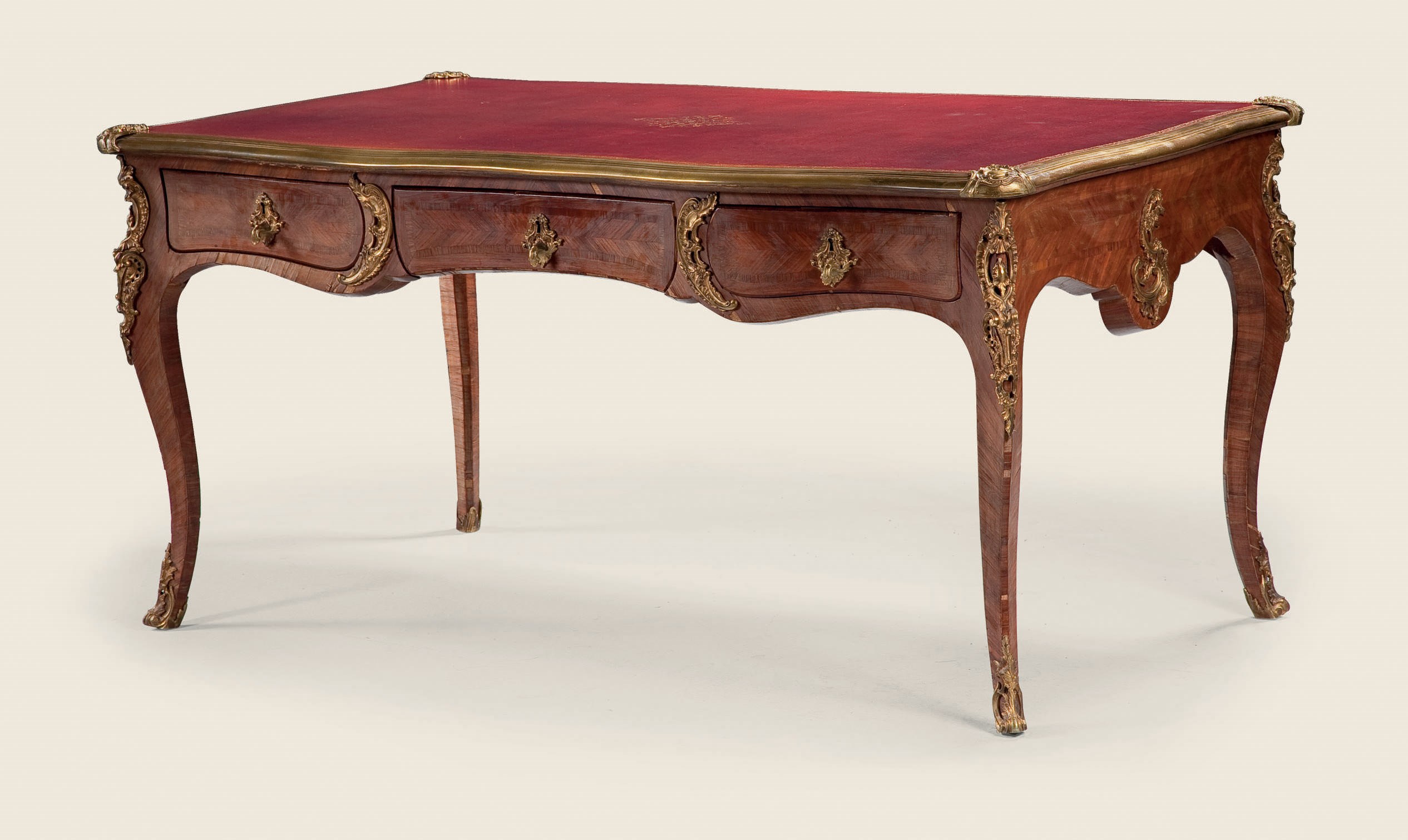 BUREAU PLAT DE STYLE LOUIS XV