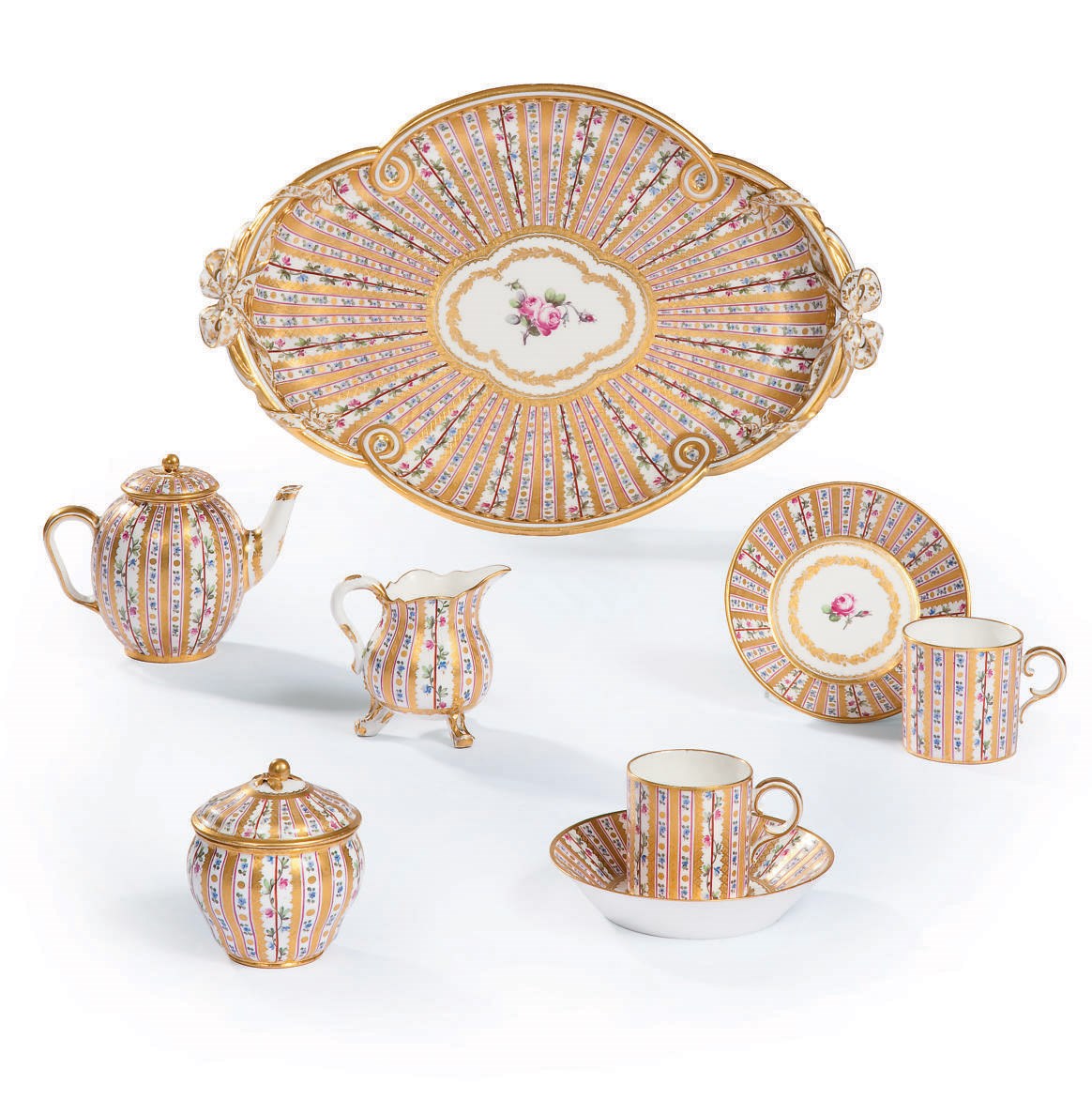DEJEUNER EN PORCELAINE DURE DE SEVRES DU XVIIIEME SIECLE