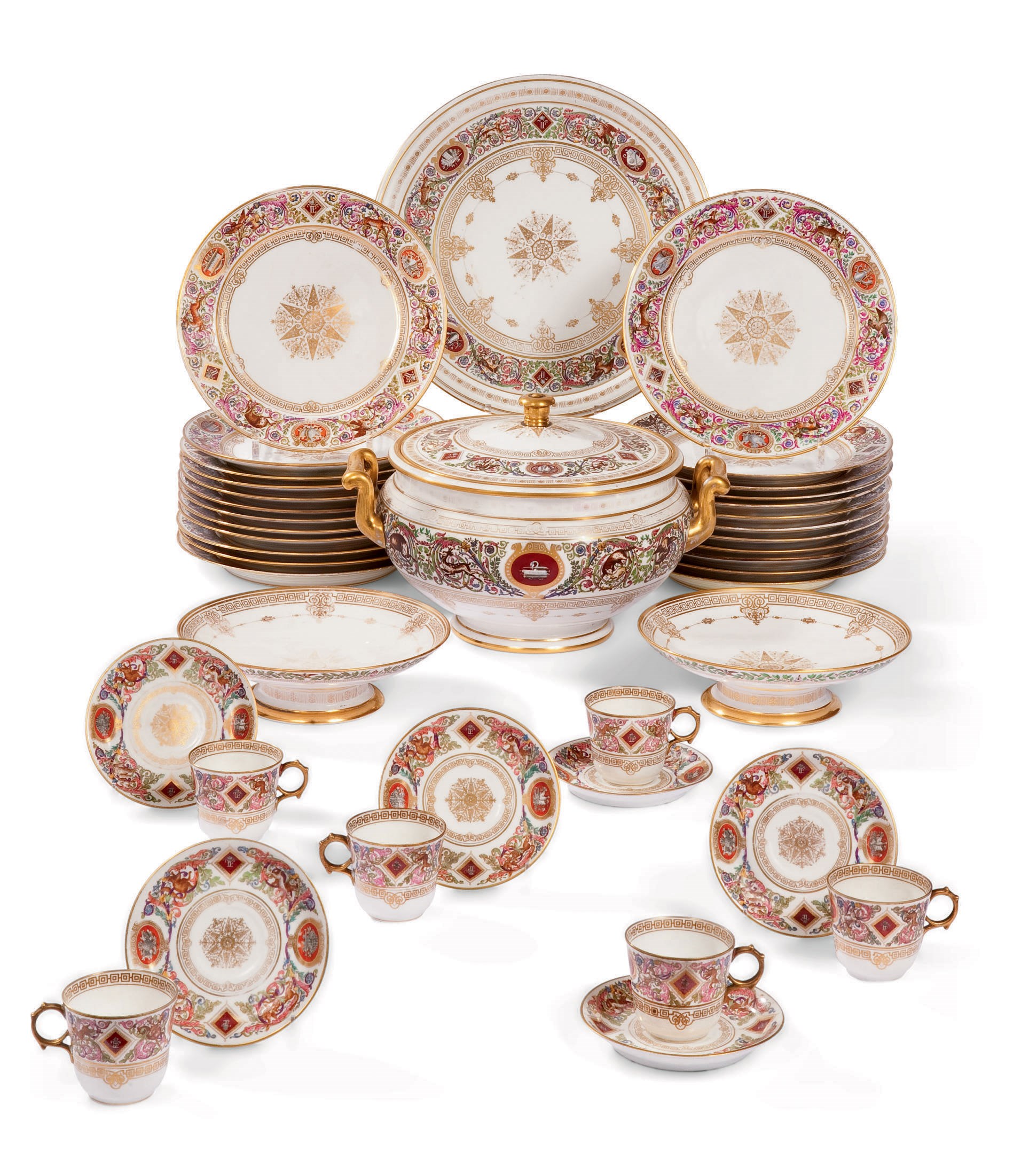 PARTIE DE SERVICE DE TABLE ROYAL EN PORCELAINE DURE DE SEVRES DU XIXEME SIECLE