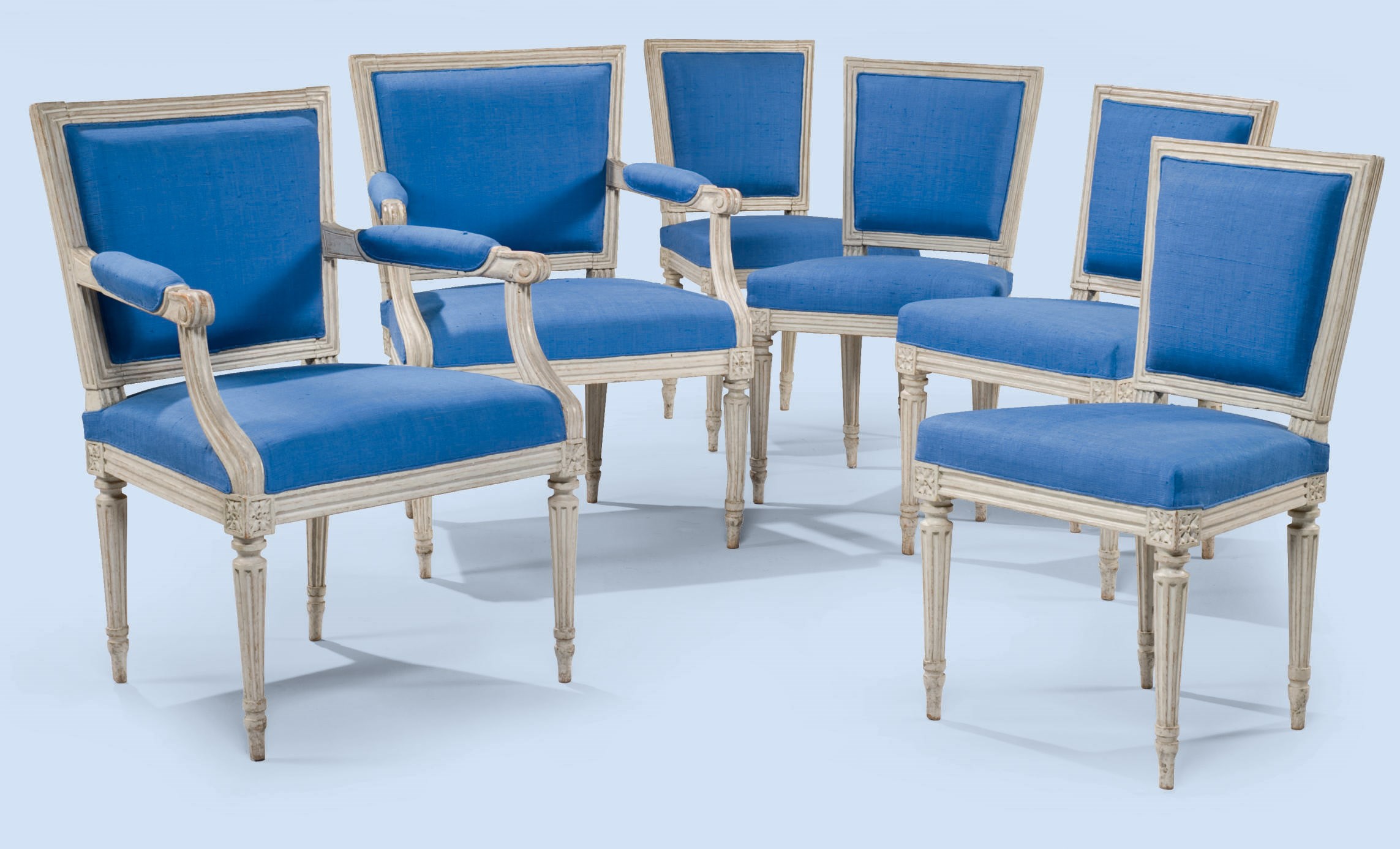SUITE DE QUATRE CHAISES ET DEUX FAUTEUILS A LA REINE D'EPOQUE LOUIS XVI