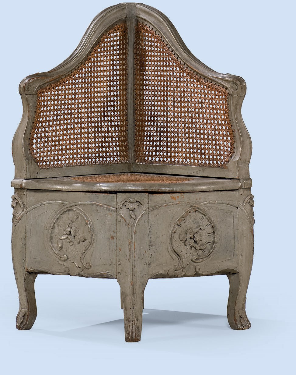 FAUTEUIL DE COIN DE COMMODITE D'EPOQUE LOUIS XV