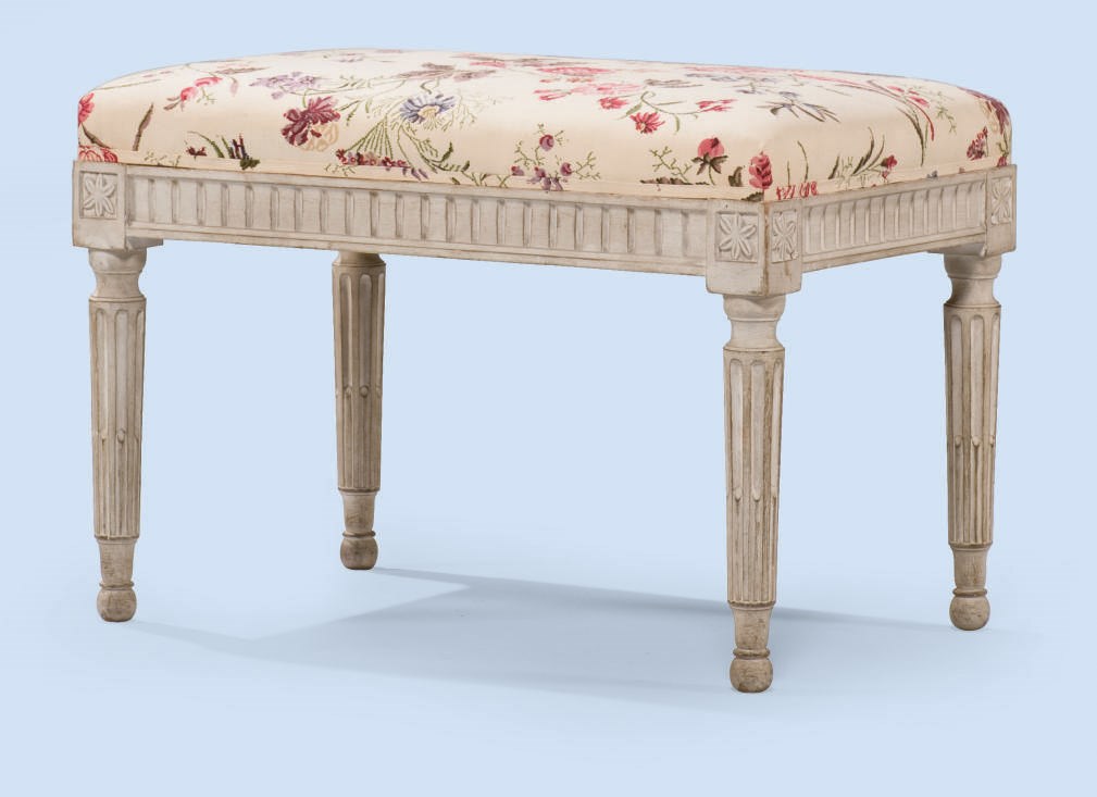 TABOURET DE STYLE LOUIS XVI