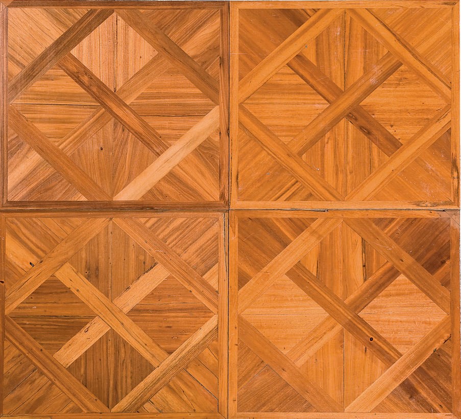 PARQUET DE STYLE LOUIS XV