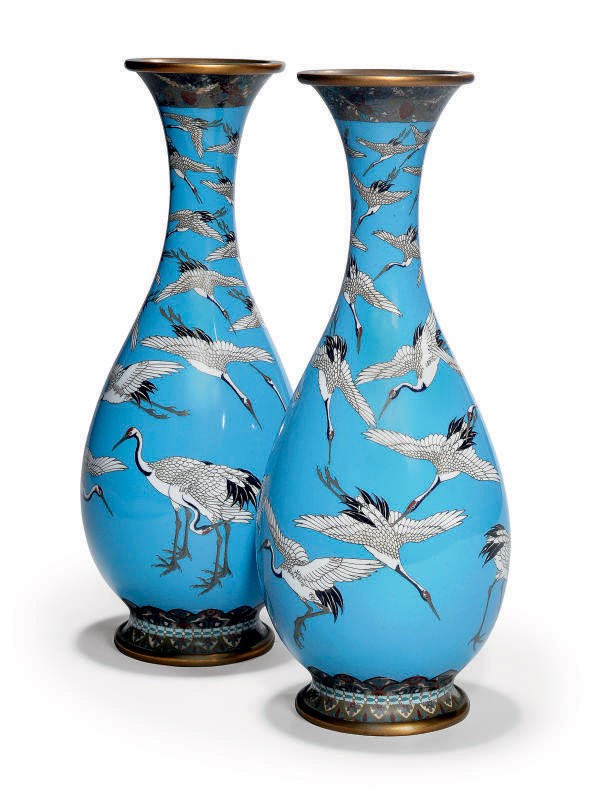 A PAIR OF JAPANESE CLOISONNÉ ENAMEL BOTTLE VASES