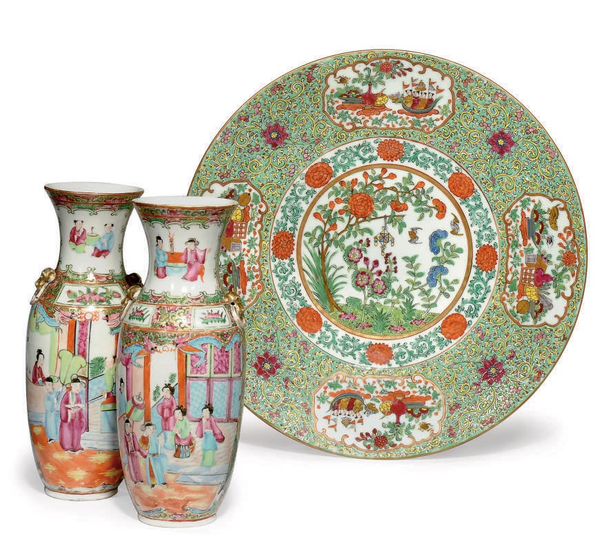 A MATCHED PAIR OF SMALL CANTONESE BALUSTER VASES