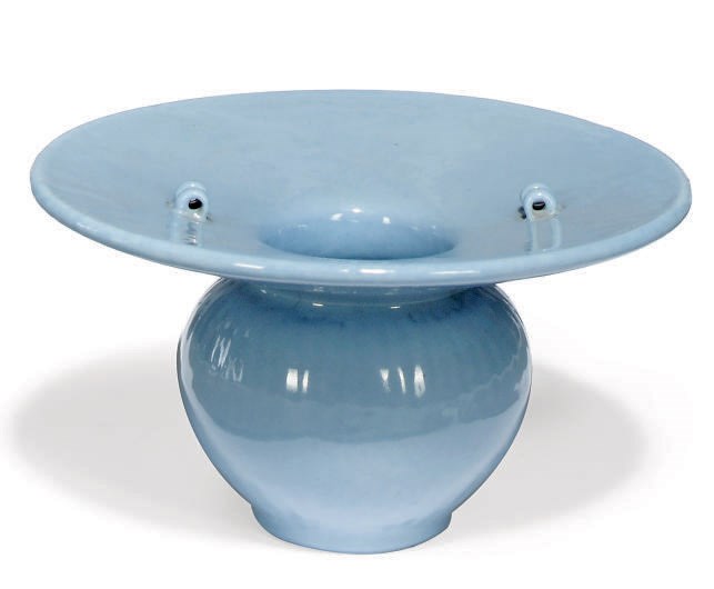 A CHINESE CLAIRE-DE-LUNE SPITTOON