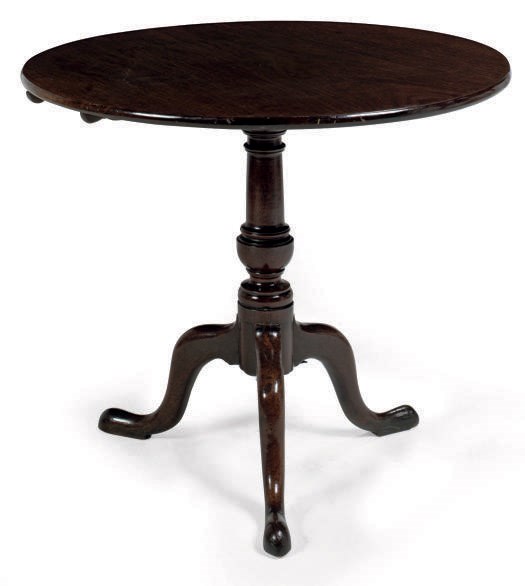 A GEORGE III MAHOGANY TRIPOD SUPPER TABLE