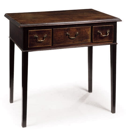 A GEORGE III MAHOGANY SIDE TABLE