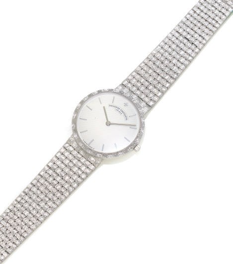AN 18K WHITE GOLD WRISTWATCH, BY VACHERON CONSTANTIN