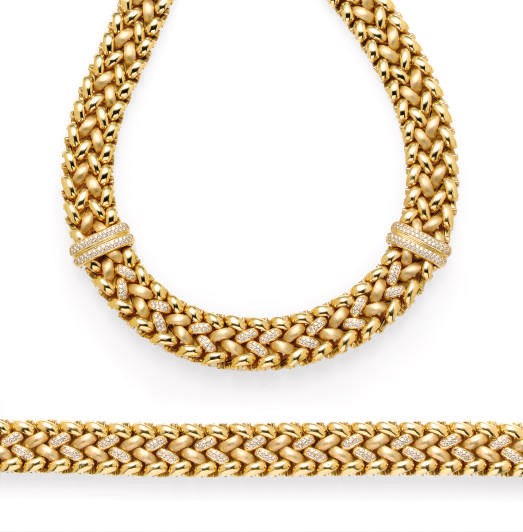 A SET OF 18K GOLD AND DIAMOND JEWELRY