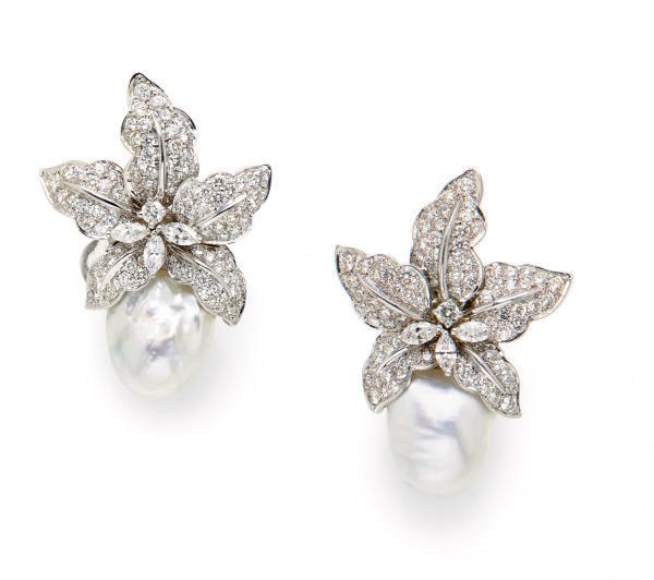 A PAIR OF BAROQUE CULTURED PEARL, DIAMOND AND WHITE GOLD EAR CLIPS