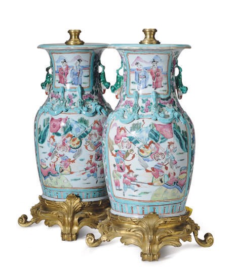 A PAIR OF CHINESE EXPORT STYLE PORCELAIN FAMILLE ROSE BALUSTER VASE MOUNTED AS LAMPS,