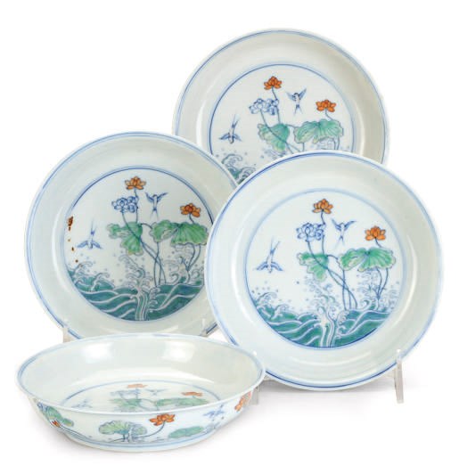 A SET OF FOUR CHINESE DOUCAI DISHES,
