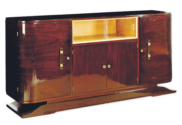 AN ART DECO MAHOGANY CREDENZA,