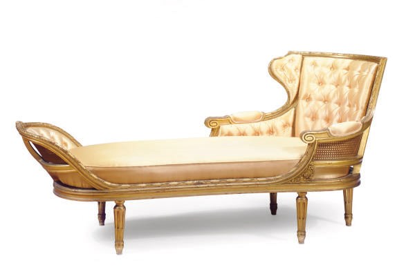 A FRENCH GILTWOOD CHAISE-LONGUE,
