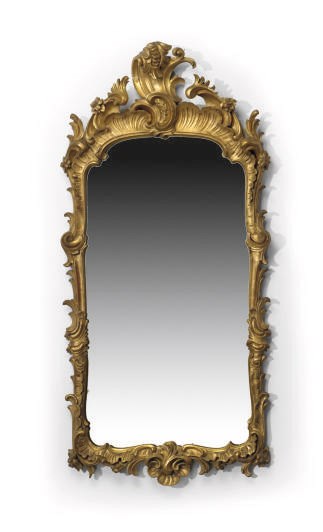 A FRENCH GILTWOOD MIRROR,