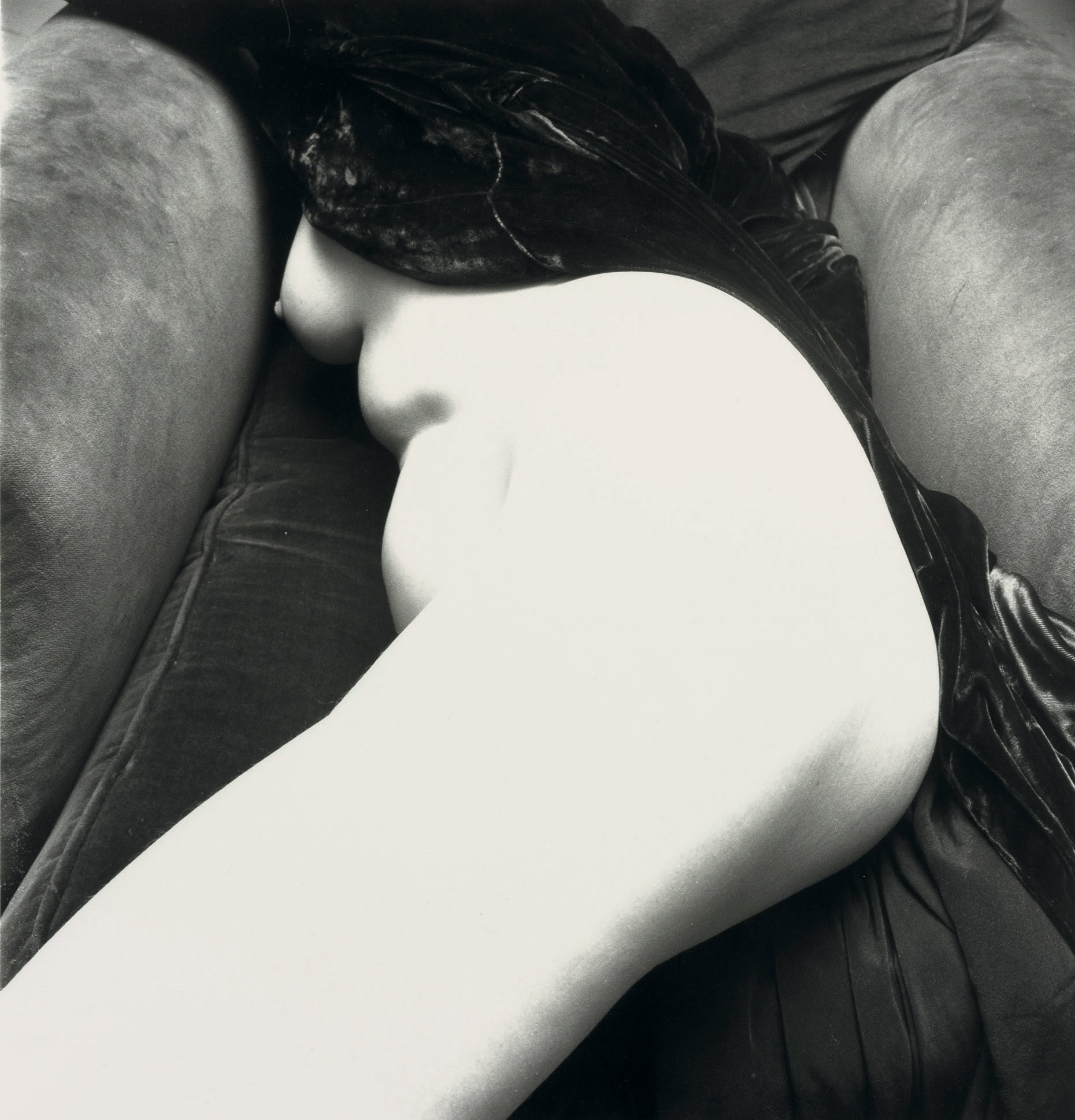 IRVING PENN (1917-2009)