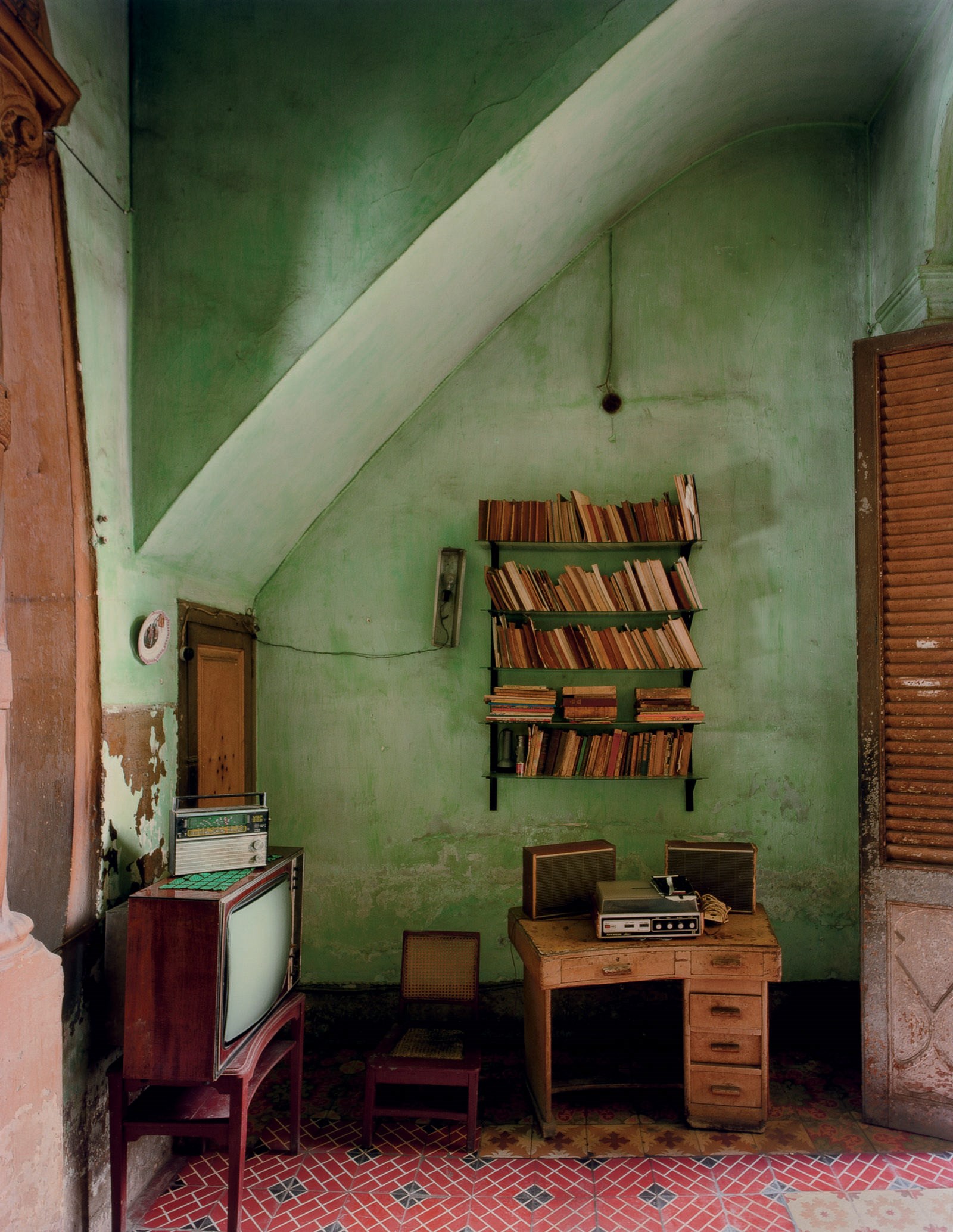 ROBERT POLIDORI (B. 1951)