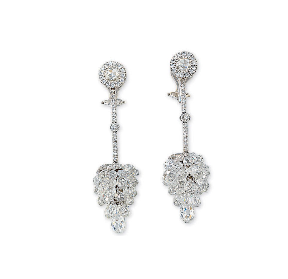 A PAIR OF DIAMOND EAR PENDANTS