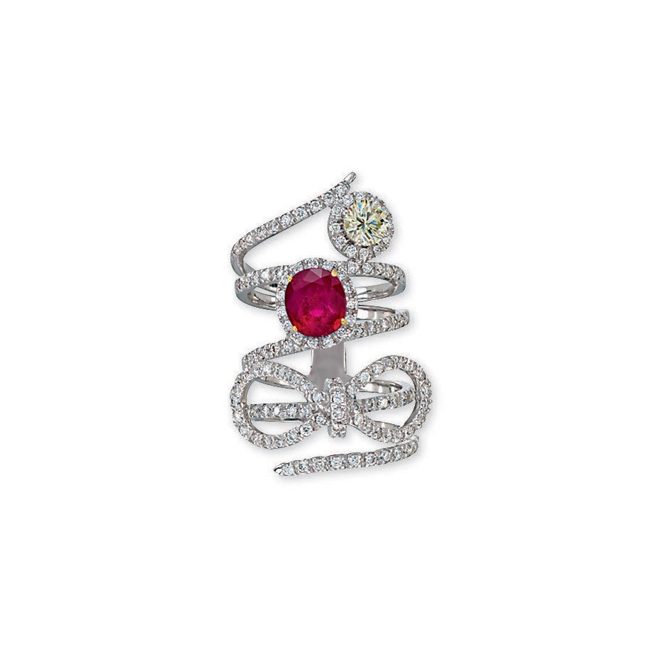 AN UNUSUAL RUBY AND MULTI-ROW DIAMOND RING