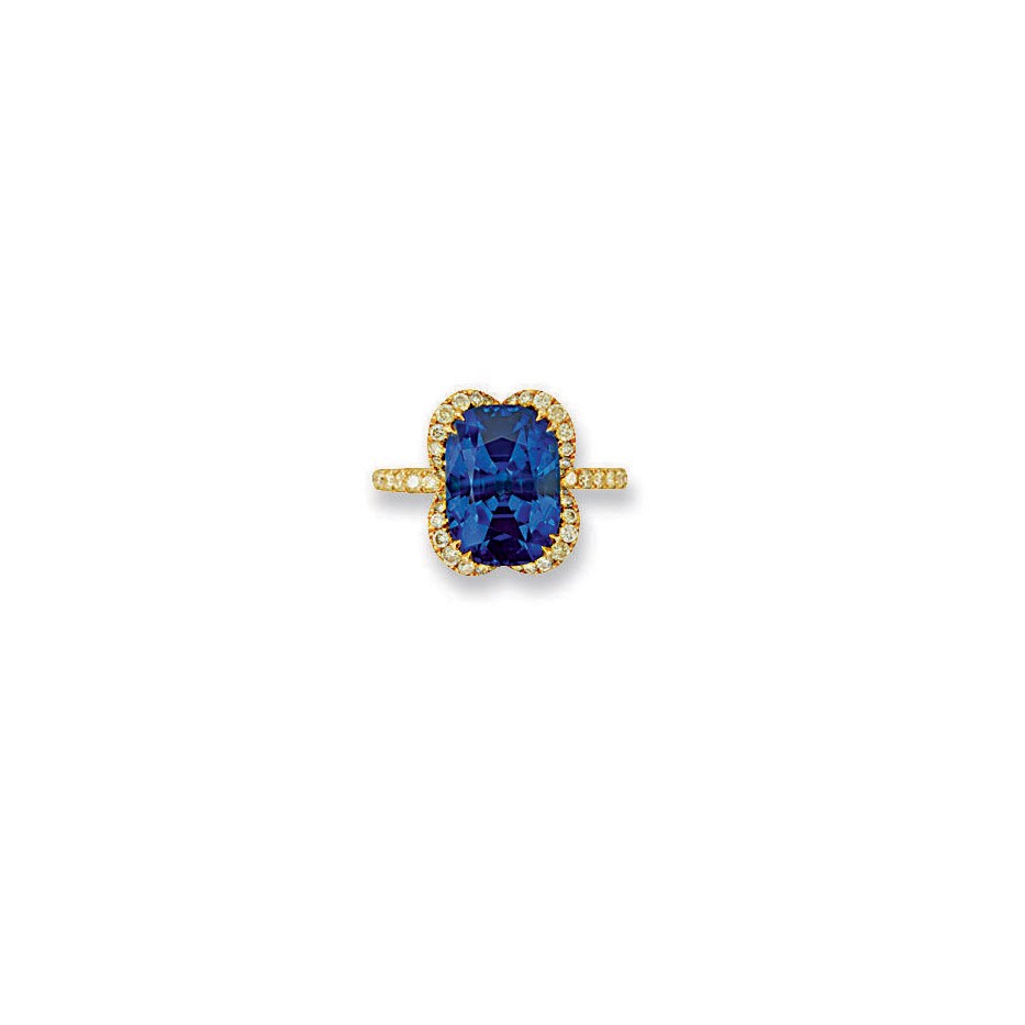 A RARE SAPPHIRE AND COLOURED DIAMOND RING