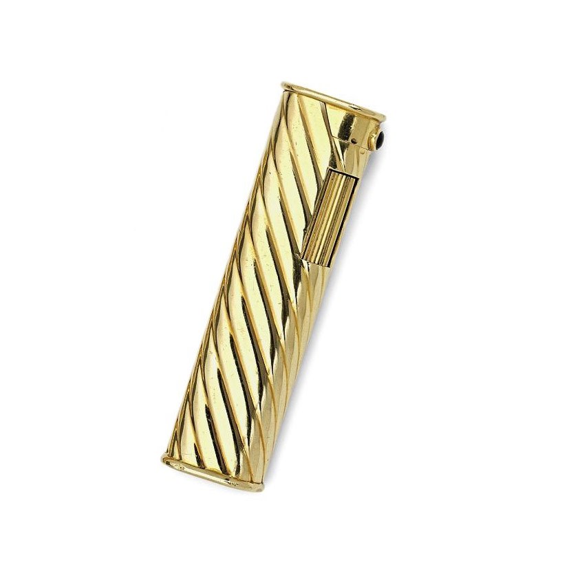 A CIGARETTE LIGHTER