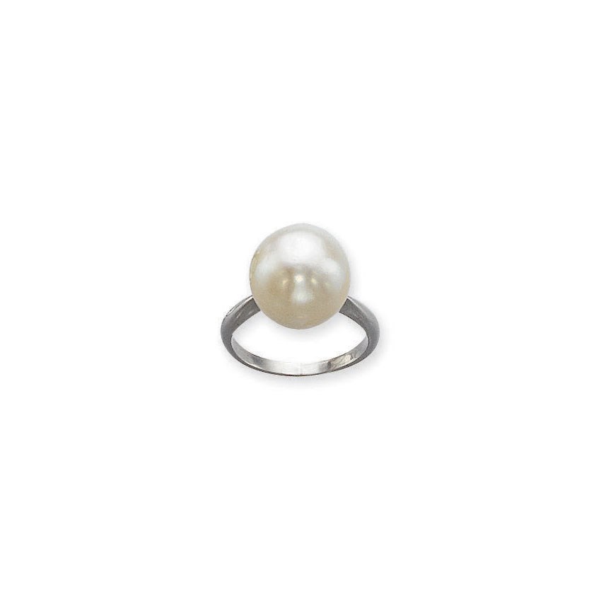 A PEARL RING