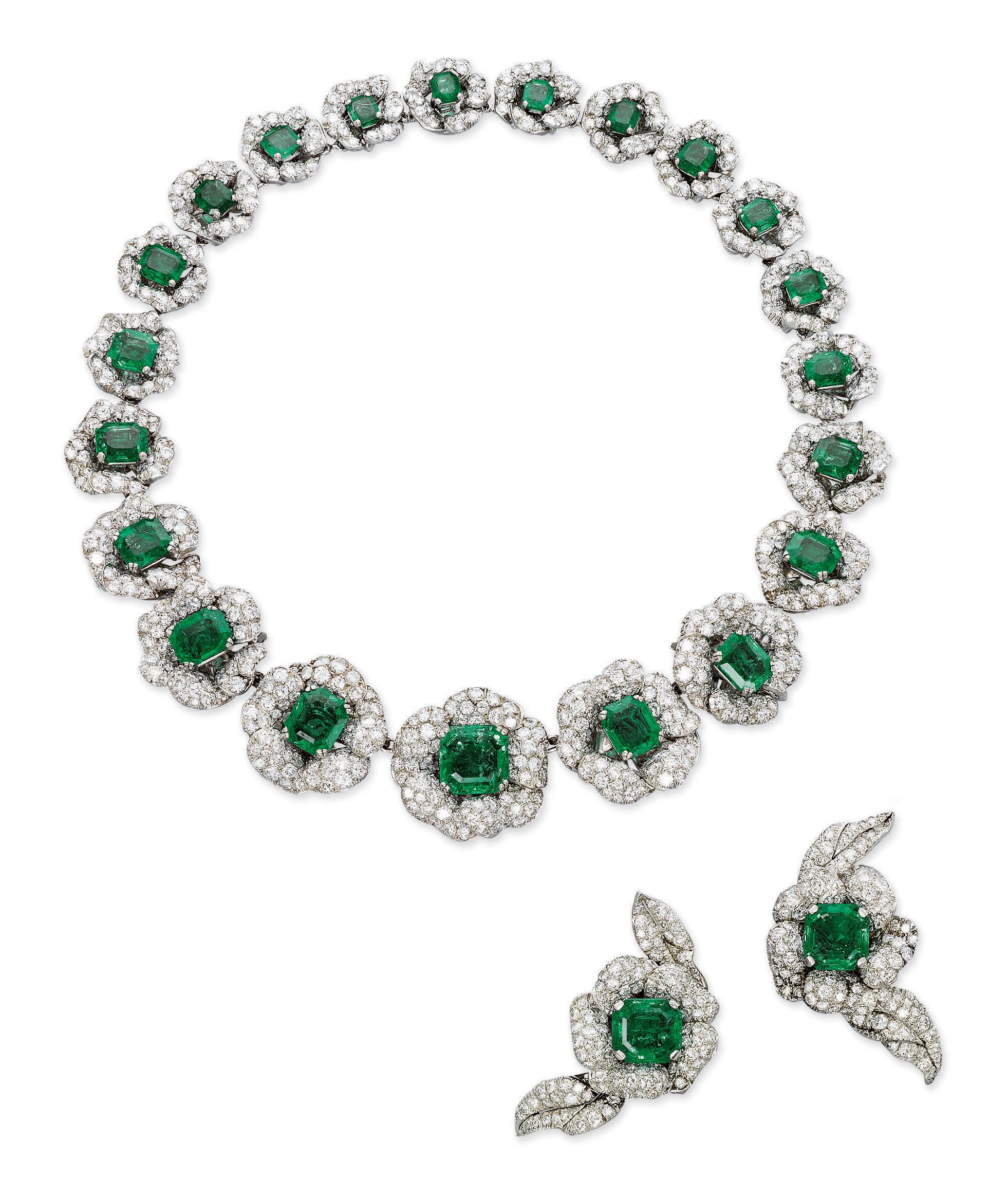 A SUITE OF EMERALD AND DIAMOND JEWELLERY