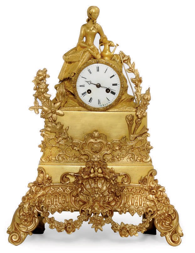 A FRENCH GILT BRONZE STRIKING MANTEL CLOCK