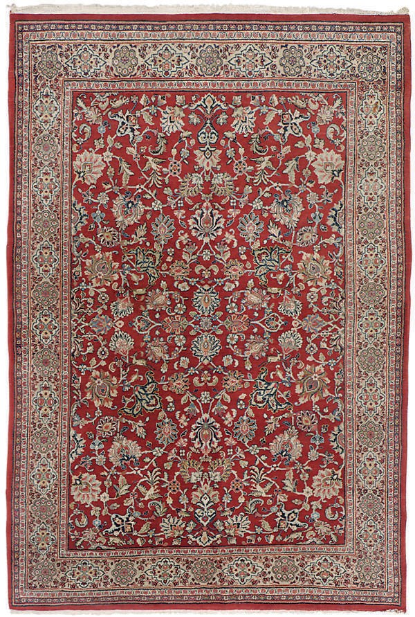 A Sarouk carpet