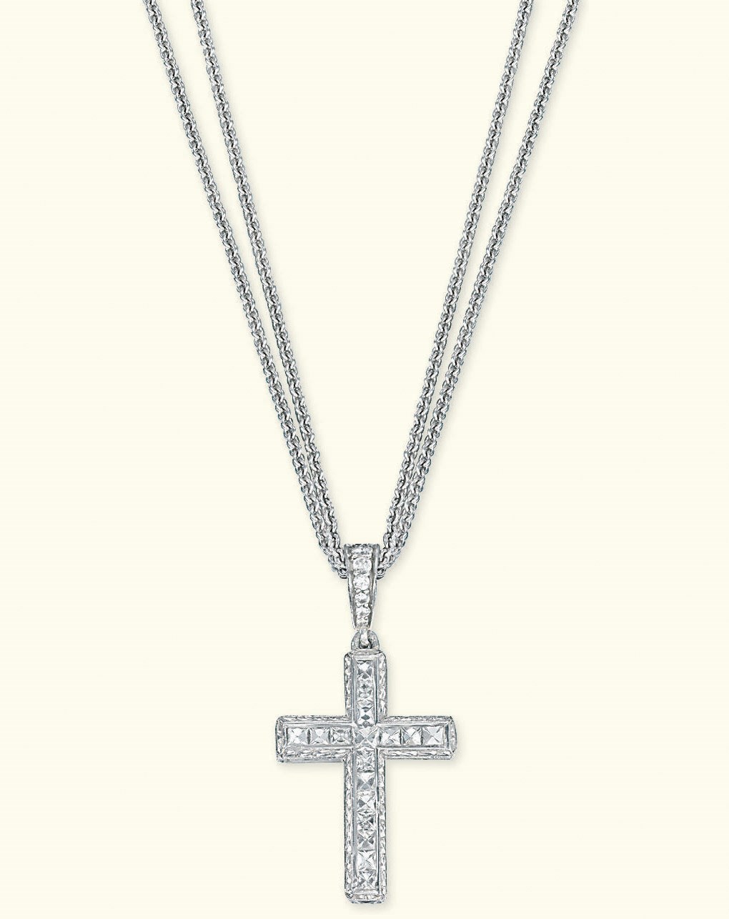 A DIAMOND PENDANT