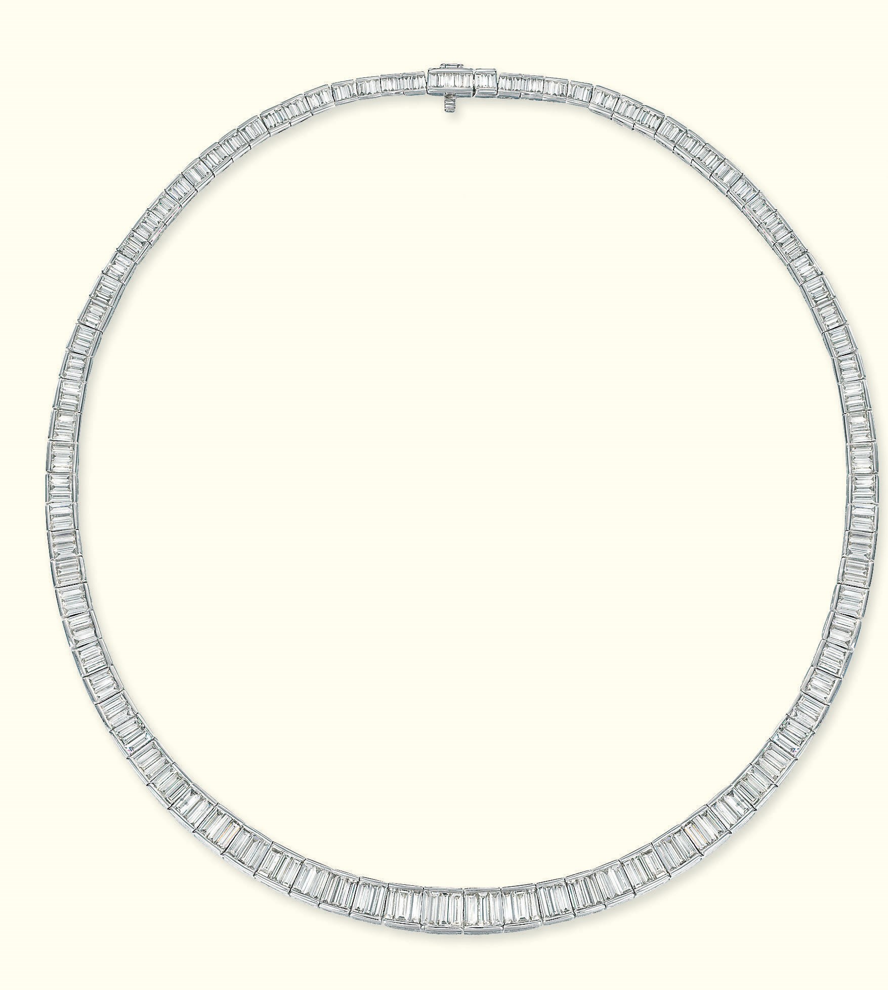 A DIAMOND LINE NECKLACE