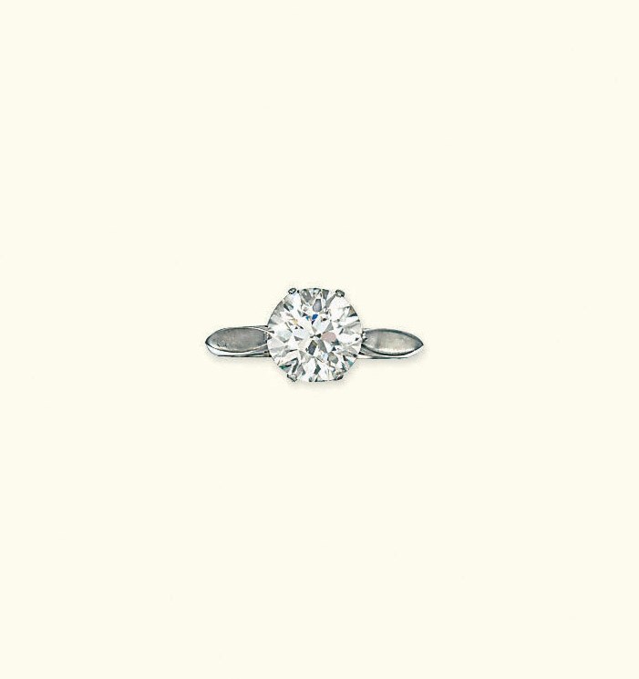A DIAMOND SINGLE-STONE RING