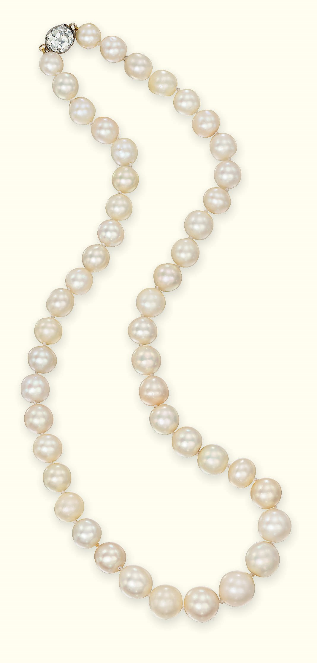 A NATURAL PEARL NECKLACE