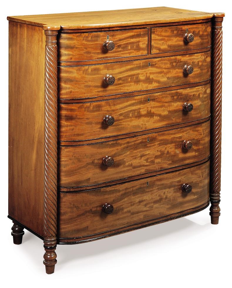 AN IRISH GEORGE IV MAHOGANY BOWFRONT CHEST