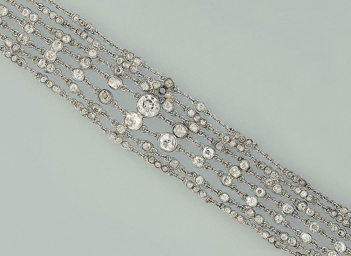 A diamond flexible bracelet