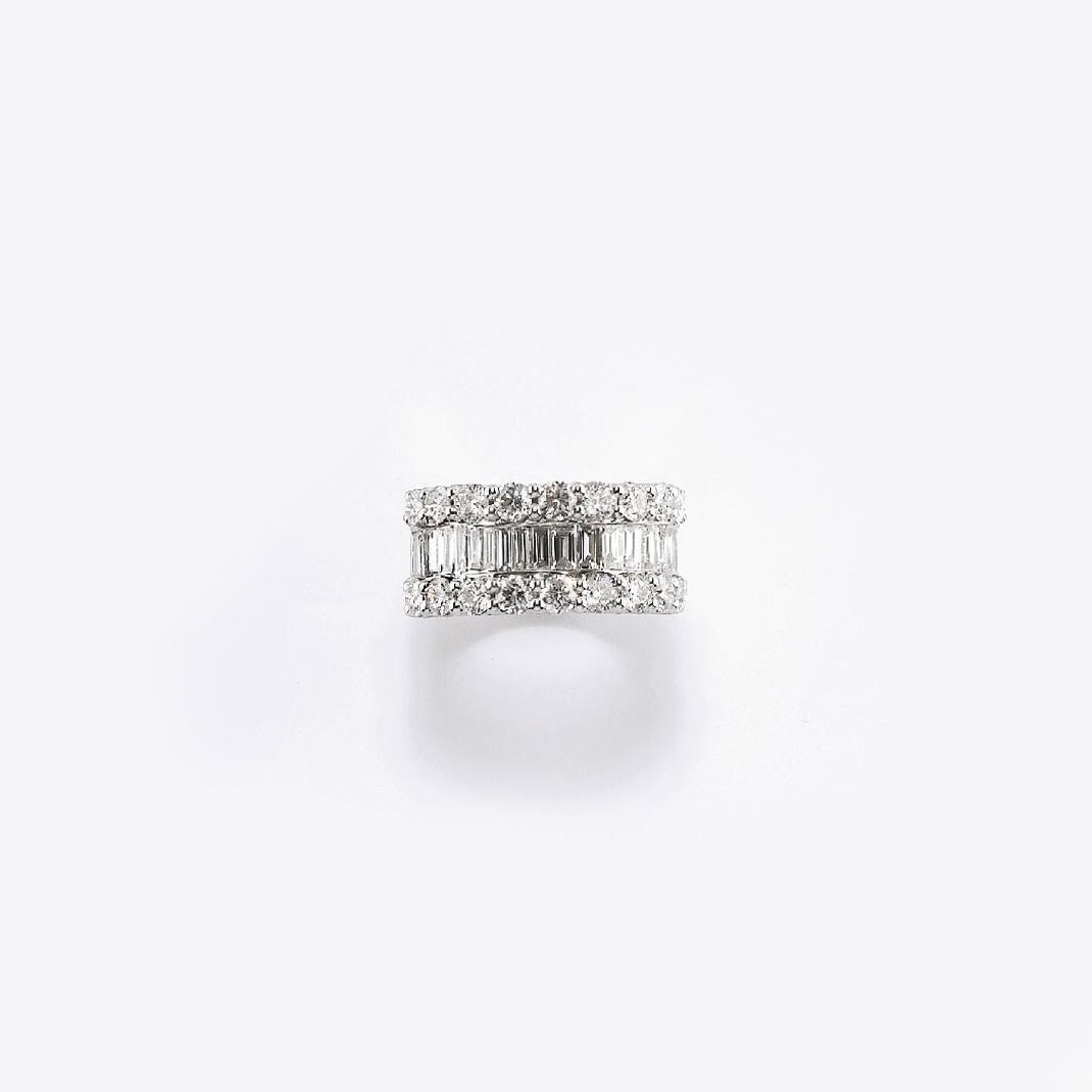 ANELLO IN DIAMANTI