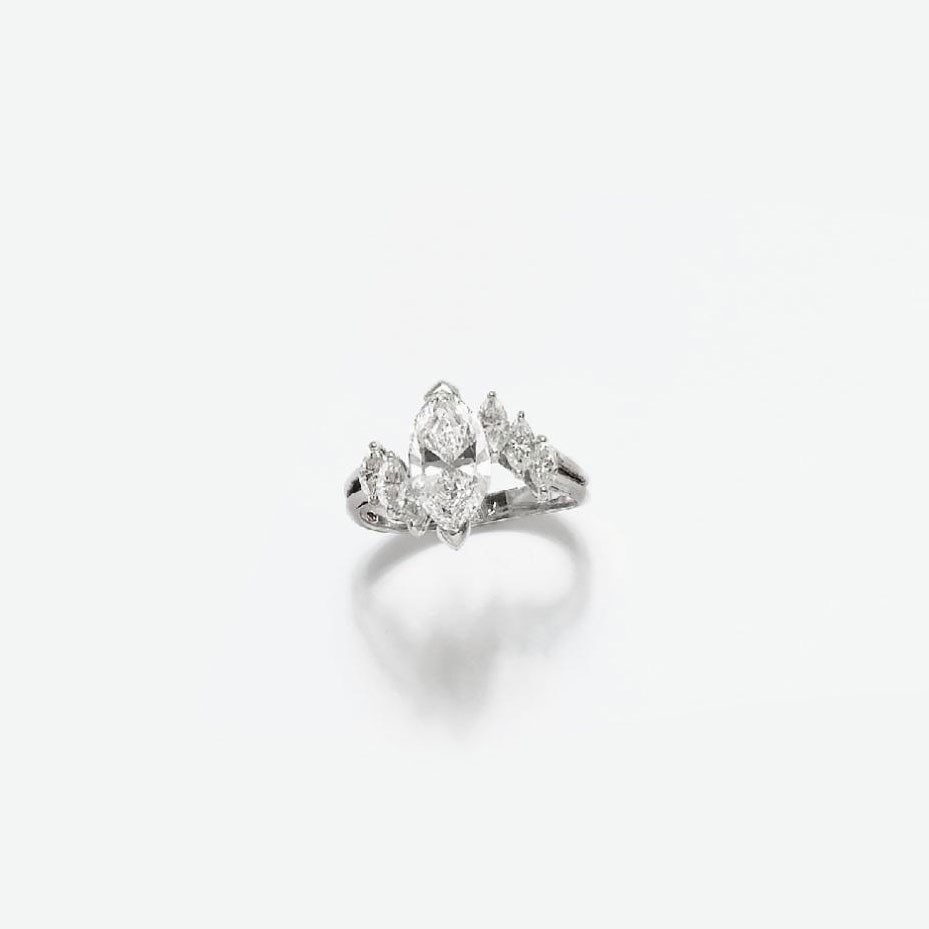 ANELLO IN DIAMANTI