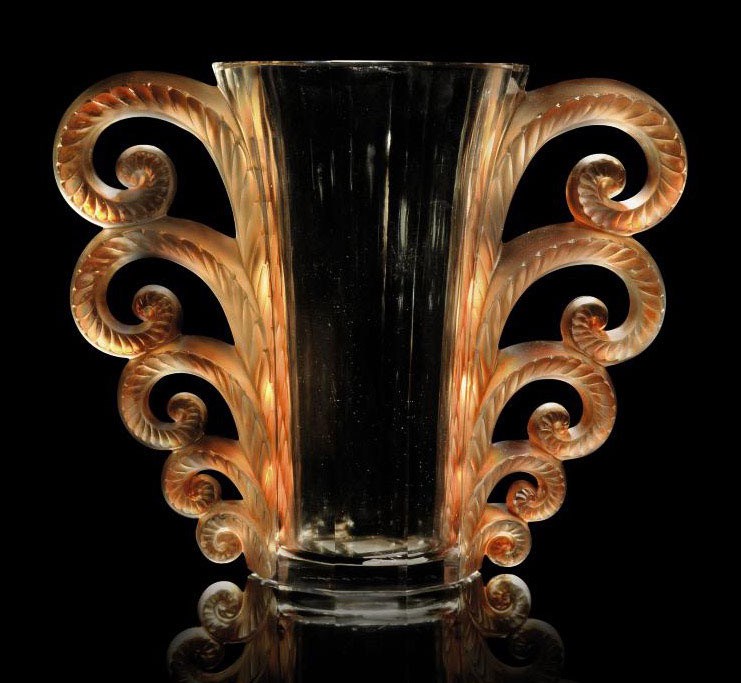 BEAUVAIS VASE, NO. 1069