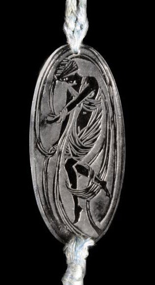 FIGURINE DRAPÉE PENDANT, NO. 1630