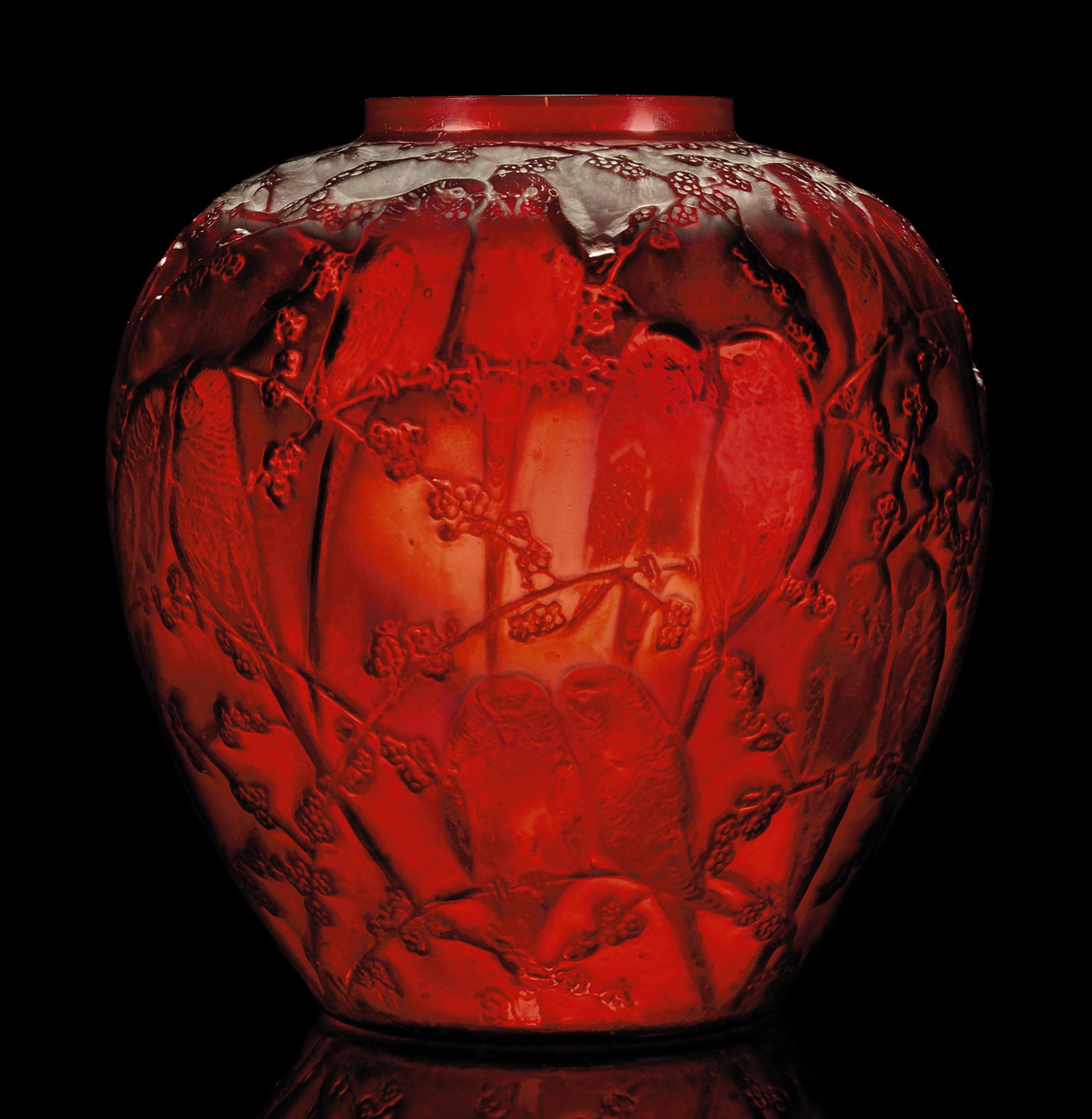 PERRUCHES VASE, NO. 876