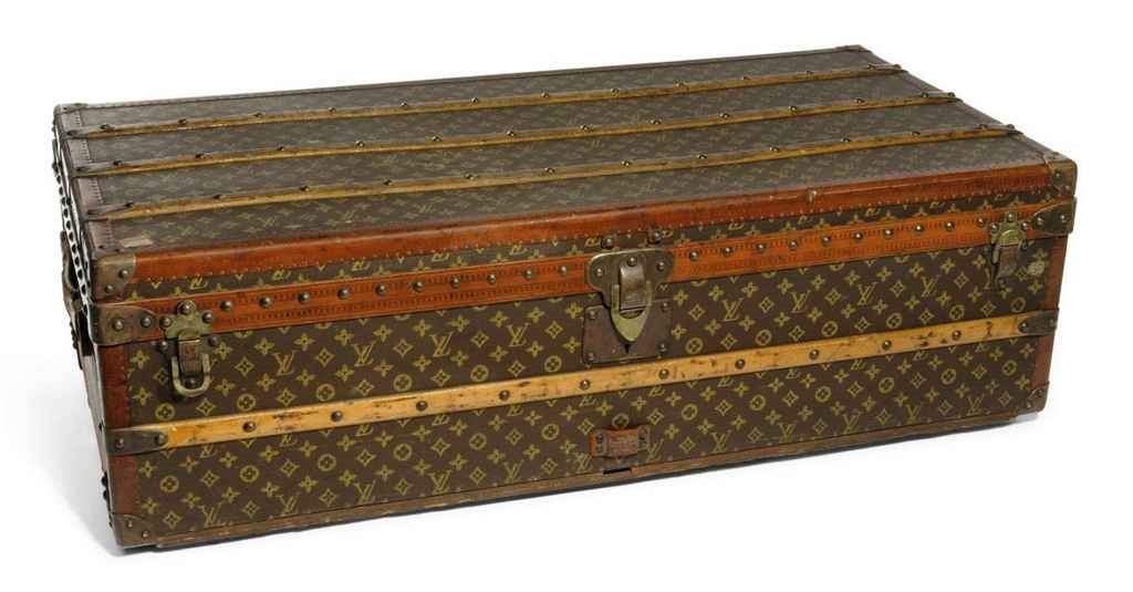 A TRUNK IN MONOGRAM CANVAS