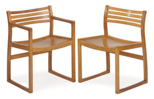 A SET OF SIX DANISH OAK DINING CHAIRS,